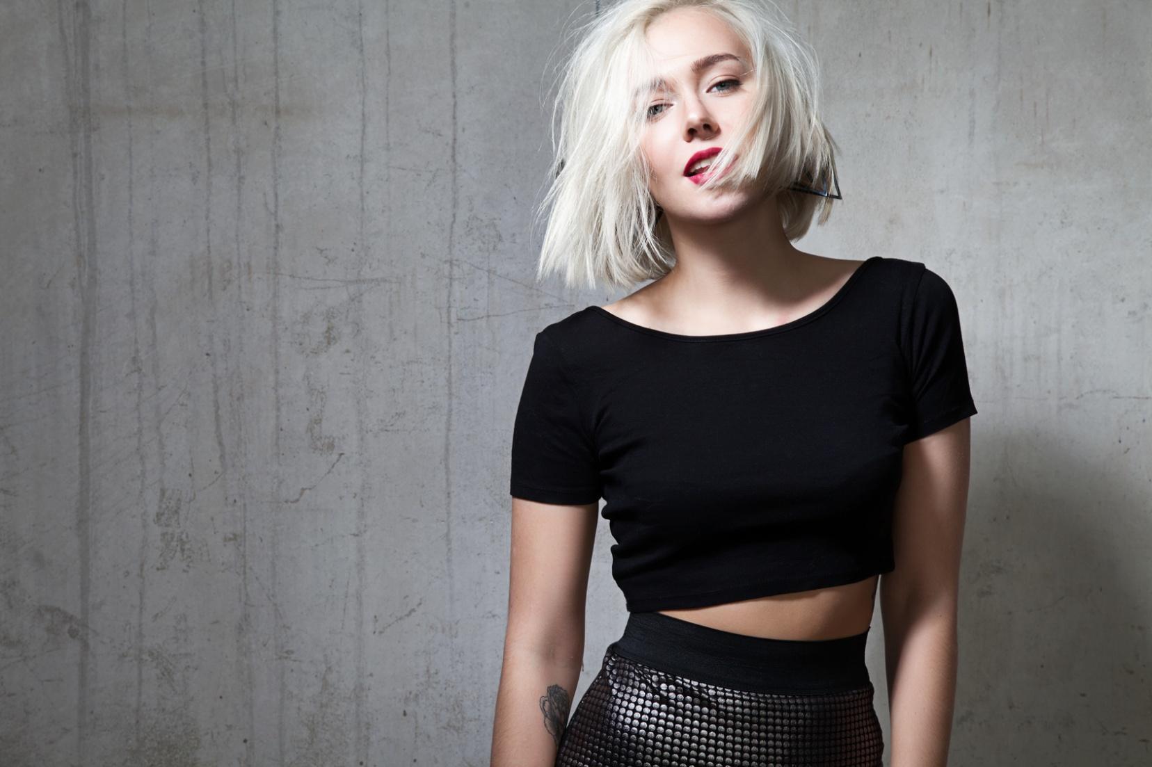 Mes demoiselles, Mesdames